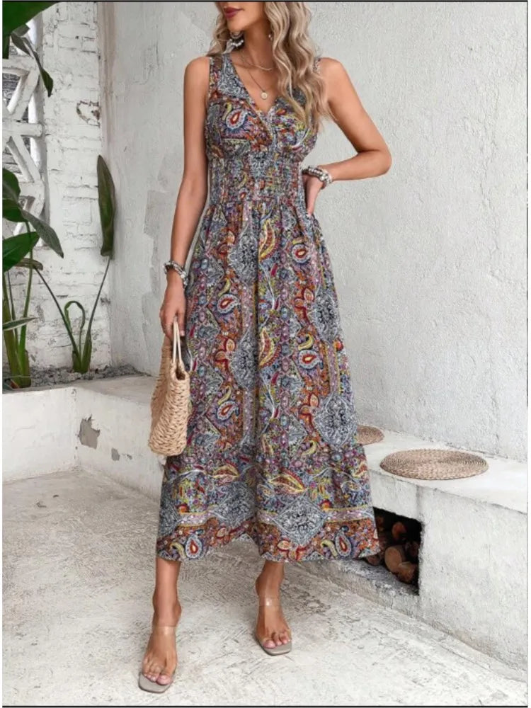 Boho summer dress – sleeveless & printed for the beach or vacation