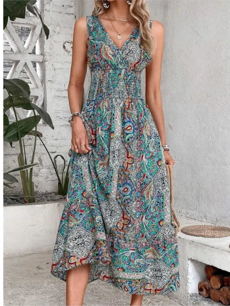 Boho summer dress – sleeveless & printed for the beach or vacation